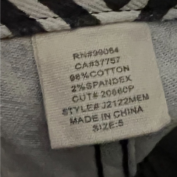 BILLBONG BLACK AND WHITE HIGH RISE SHORTS 5 - Picture 5 of 5